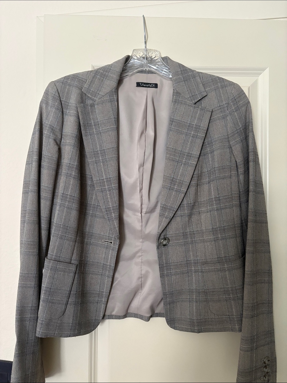 Tahari Gray Plaid Single-Button Blazer
